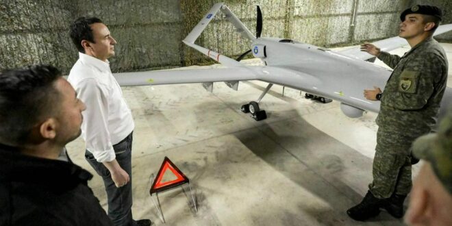 Pas ekspozimit të dronëve, Bayraktar nga Albin Kurti reagon KFOR-i, ne e kemi autoritetin parësor për hapësirën ajrore të Kosovës
