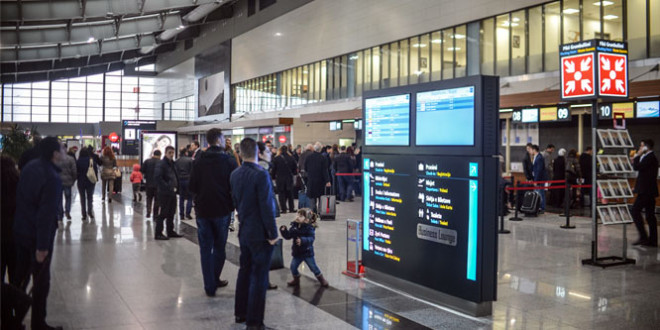 Sindikata e Punëtorëve të Aeroportit të Prishtinës bënë të ditur se me 19, 20 dhe 21 gusht do të hynë në grevë