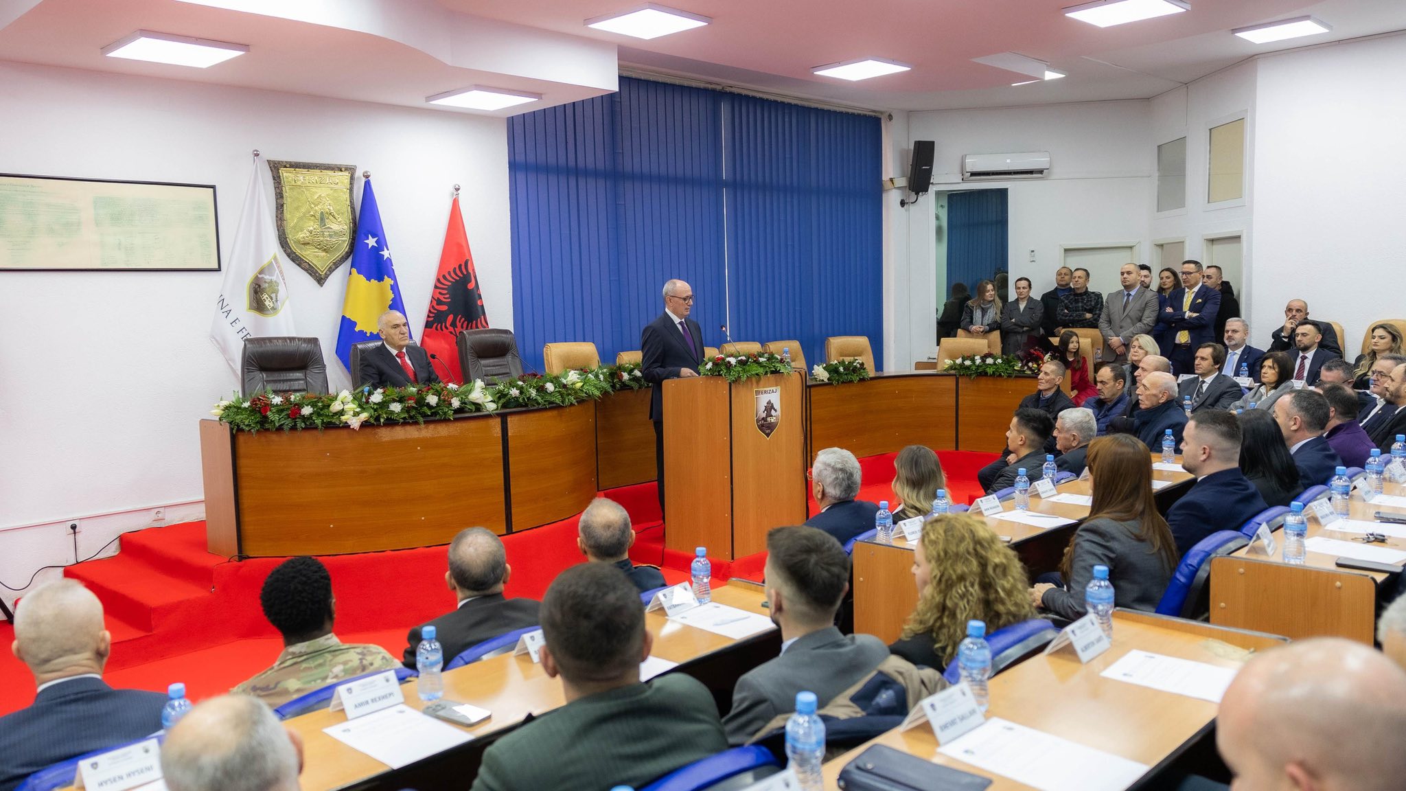 Agim Aliu betohet si Kryetar i Komunës së Ferizajt për katër vitet e ardhshme