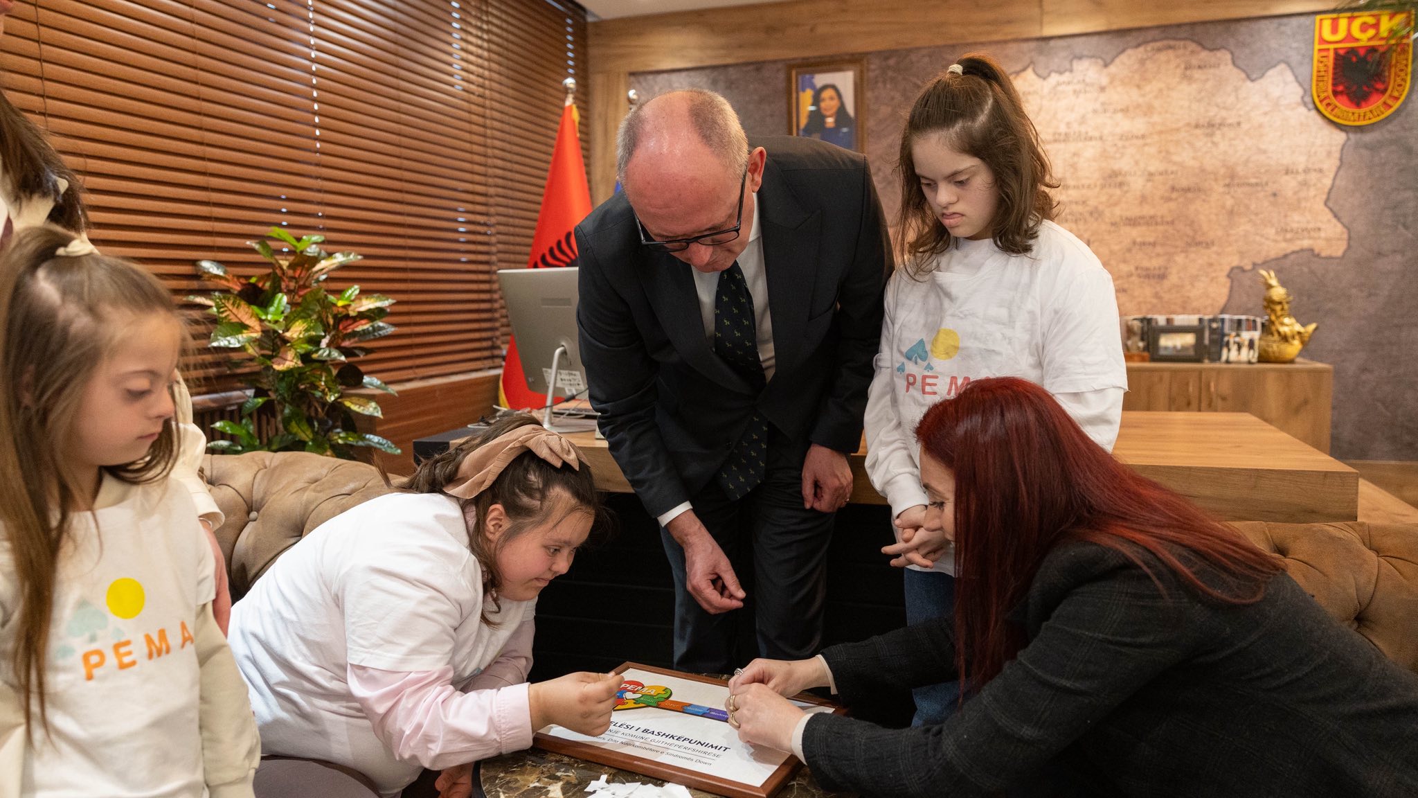 Kryetari Aliu ka pritur në takim fëmijët me sindromën Down