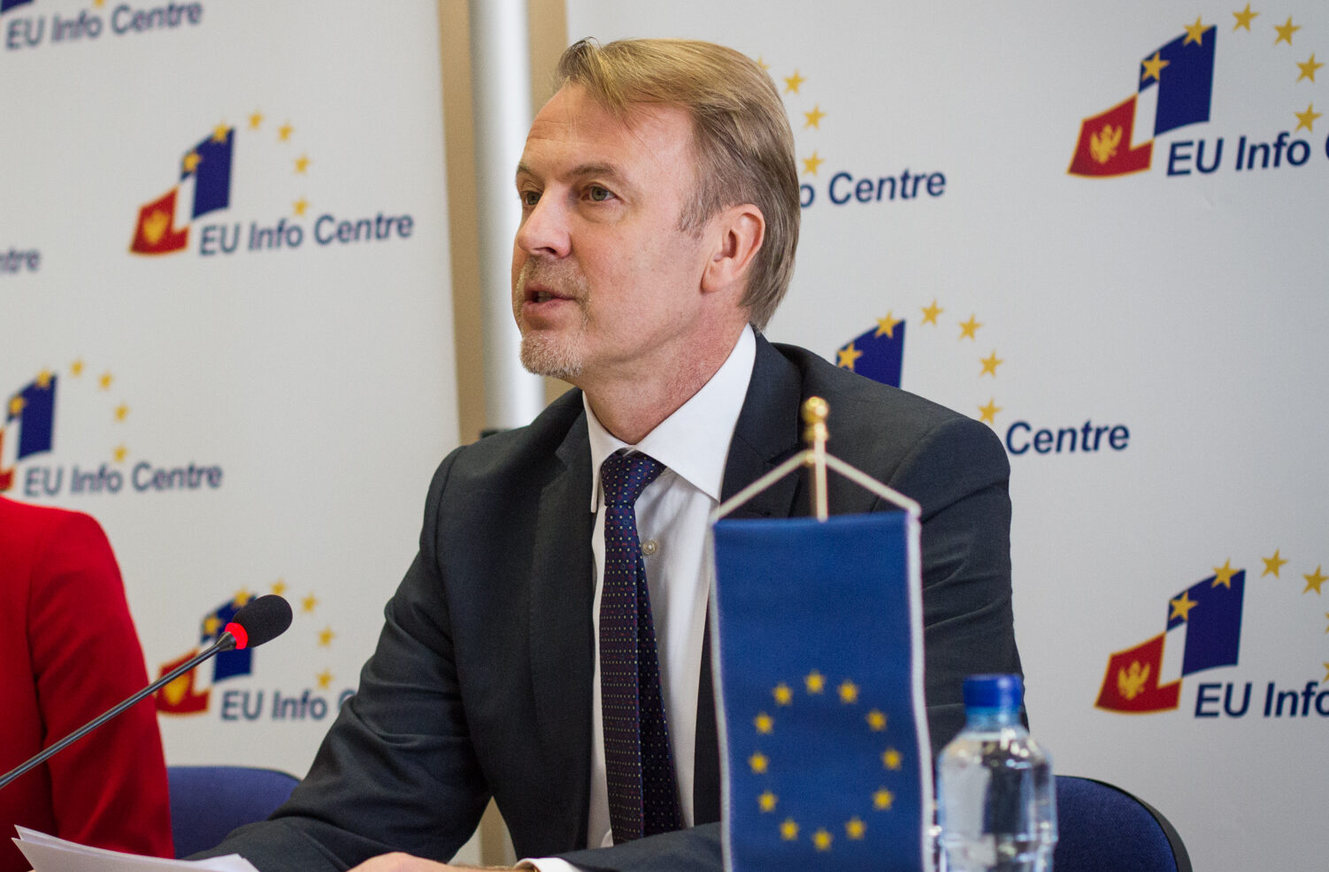 BE ja apelon për formimin e shpejtë të institucioneve të Kosovës pas vendimit të Kushtetueses