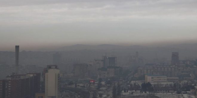 Shifra alarmante kanë treguar matësit e nivelit të ndotjes së ajrit në Prishtinë, në fillim të javës së parë të dhjetorit
