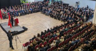 Qindra pjesëmarrës nderojnë jetën dhe veprën madhështore të profesor Ahmet Qeriqi