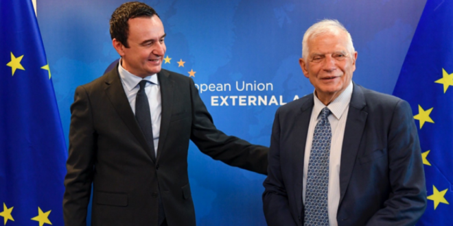 Kryeministri i Kosovës, Albin Kurti, sot në Paris është takuar dhe ka biseduar me shefin e Lartë të BE-së, Josep Borrell
