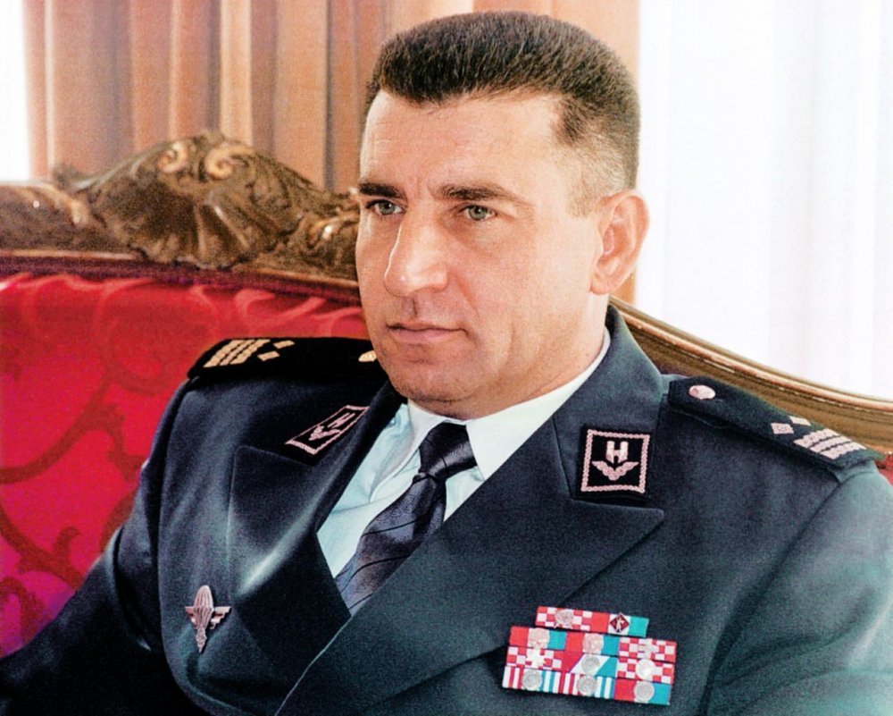 Ante Gotovina  Në Hagë  nuk ishte gjyq kundër meje  por kundër ushtrisë kroate   sot UÇK ja është në gjyq