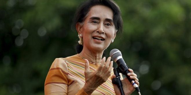Nobelistja, Aung San Suu Kyi dënon “terroristët”, heshtë për eksodin dhe gjenocidin kundër muslimanëve në Mianmar