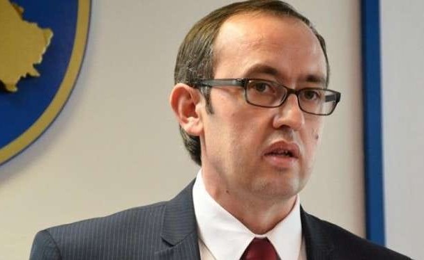 Avdullah Hoti  Ta ndalojmë rrëshqitjen e Kosovës drejt autokracisë partiake