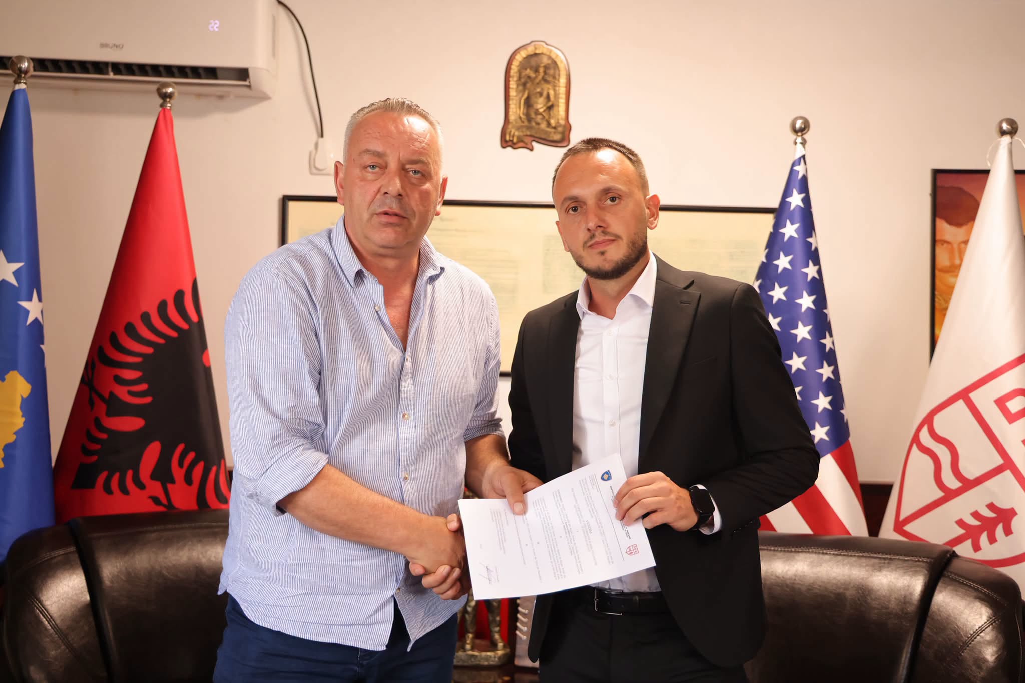 Bashkim Ramosaj emëron Kastriot Himaj drejtor për Bujqësi dhe Zhvillim Rural