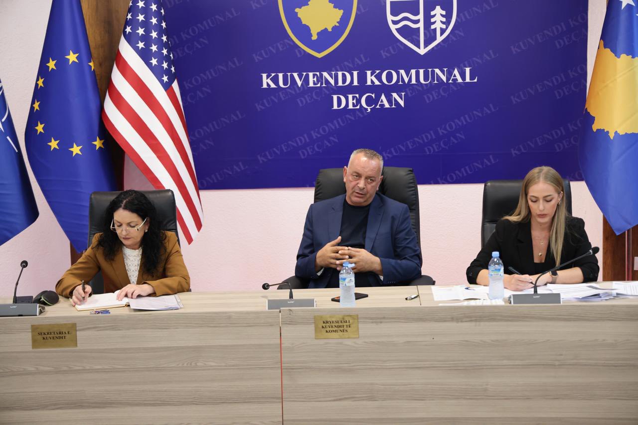 Mbahet dëgjimi buxhetor me qytetarët e Komunës së Deçanit