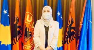Besa Ismaili: Kush do ta kishte menduar që në një Kosovë të lirë, flamuri i UÇK-së nuk do të ishte flamur shtetëtor e nuk do të hijeshonte institucionet?