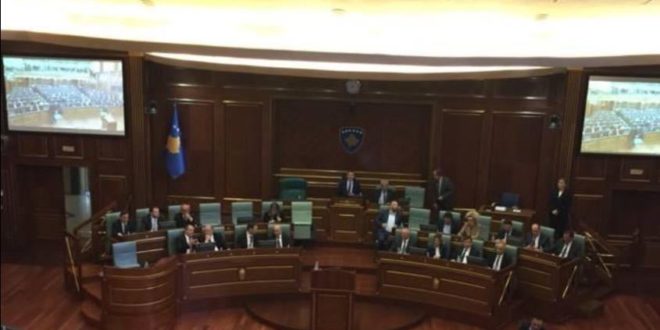 78 deputetë votuan mocionin për rrëzimin e Qeverisë së koalicionit PDK-LDK- Lista serbe