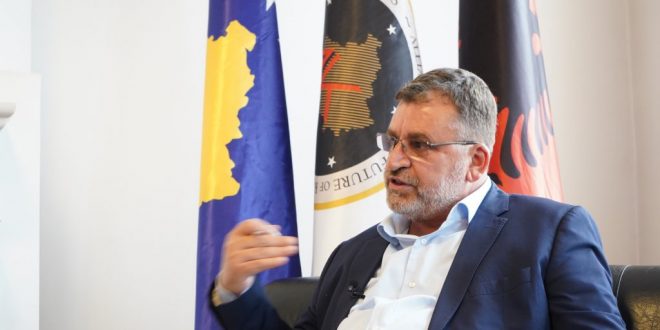 Sqarimi i ministrit, Blerim Kuçi rreth shkrimit, “Kompania e ministrit Kuçi shpërblehet me tender 5 milionësh”