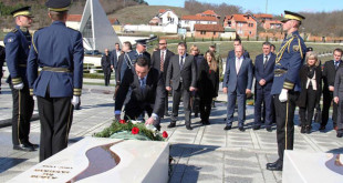 Ministri kroat i Mbrojtjes, Josip Buleviq me bashkëpunëtorë, vizitoi Kompleksin Memorial Adem Jashari në Prekaz