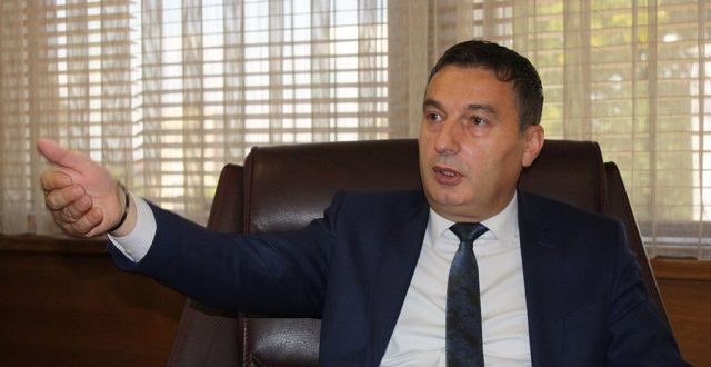 Ministri i Arsimit, Shyqiri Bytyqi ka dhënë dorëheqje nga të qenit pjesë e Nismës Socialdemokrate