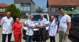 Qendra Kryesore e Mjekësisë Familjare në Malishevës “Dr.Shpëtim Robaj” është pajisur edhe me një autoambulancë të re