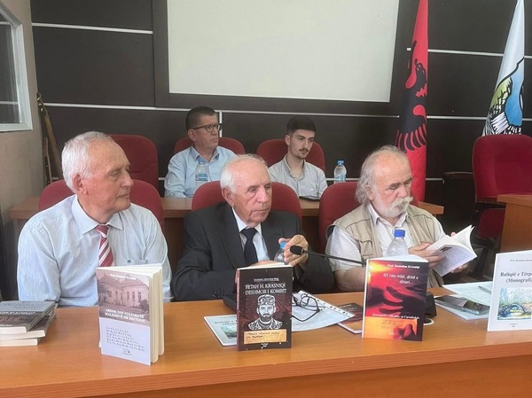 Përurohen shtatë vepra të reja letrare dhe historike të autorit Ramadan Krasniqi