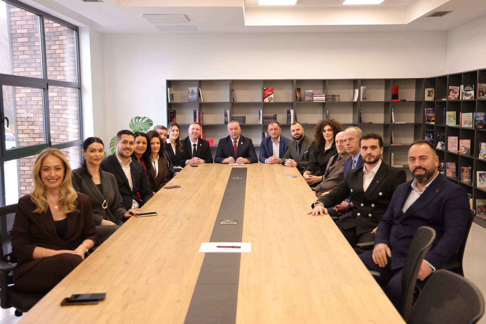 Kryetari Bashkim Ramosaj ka emëruar kabinetin e Ri qeverisës