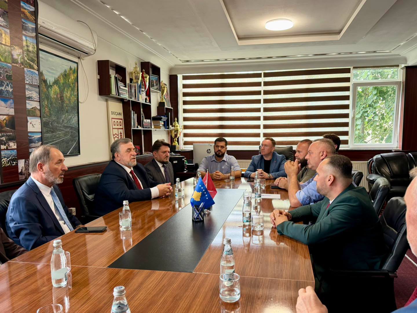 Kryetari Ramosaj priti në takim Myftiun e Republikës së Kosovës  z  Naim Tërnava