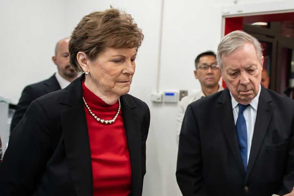Senatorët Durbin dhe Shaheen vizitojnë Kosovën me agjendë për sigurinë dhe energjinë