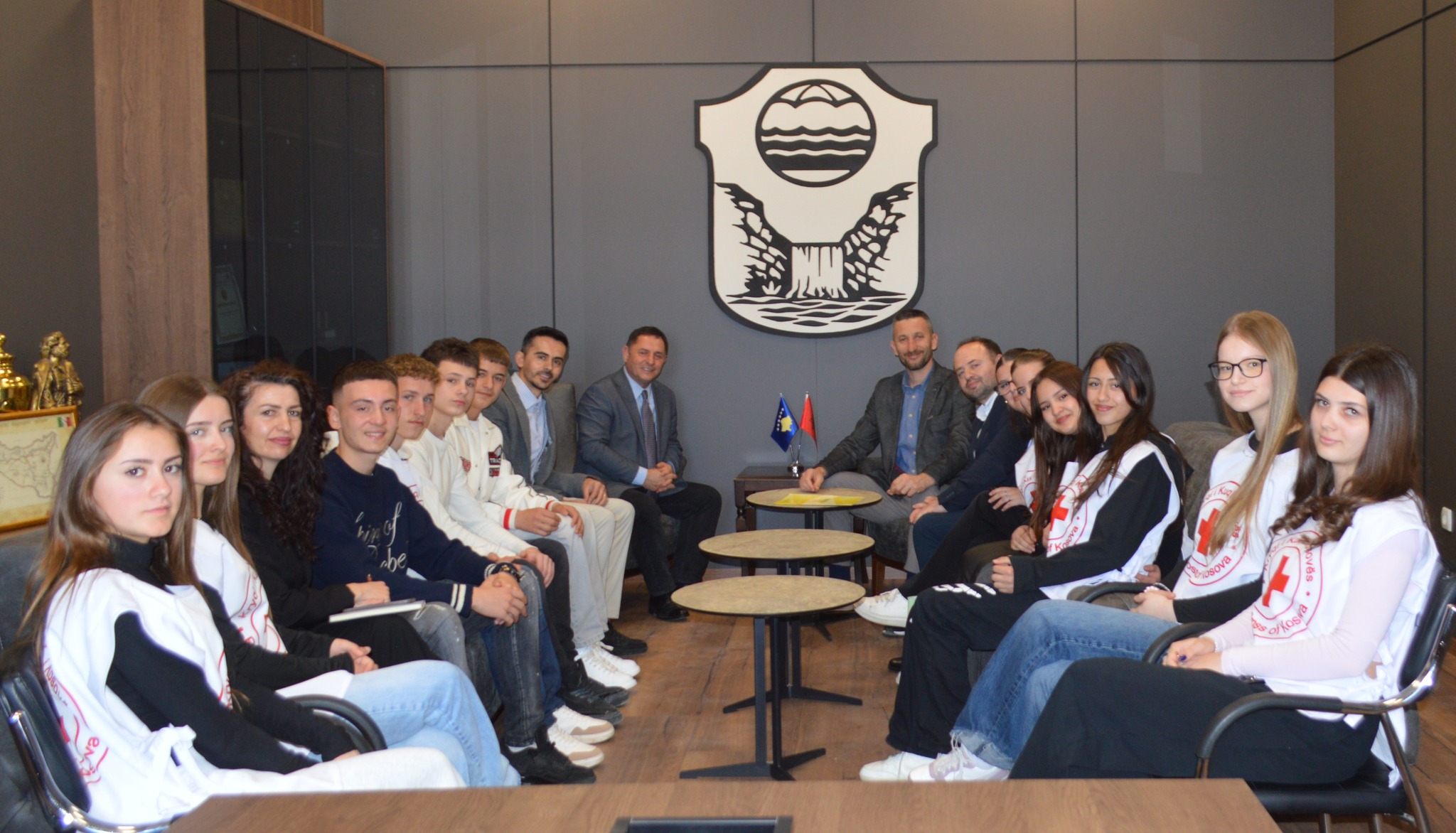 Shkolla Profesionale  Lasgush Poradeci  në Kijevë prezanton projektin  Shkolla dhuron   Kosova shpëton 