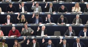 Deputetët e EPP-së votuan kundër Kosovës