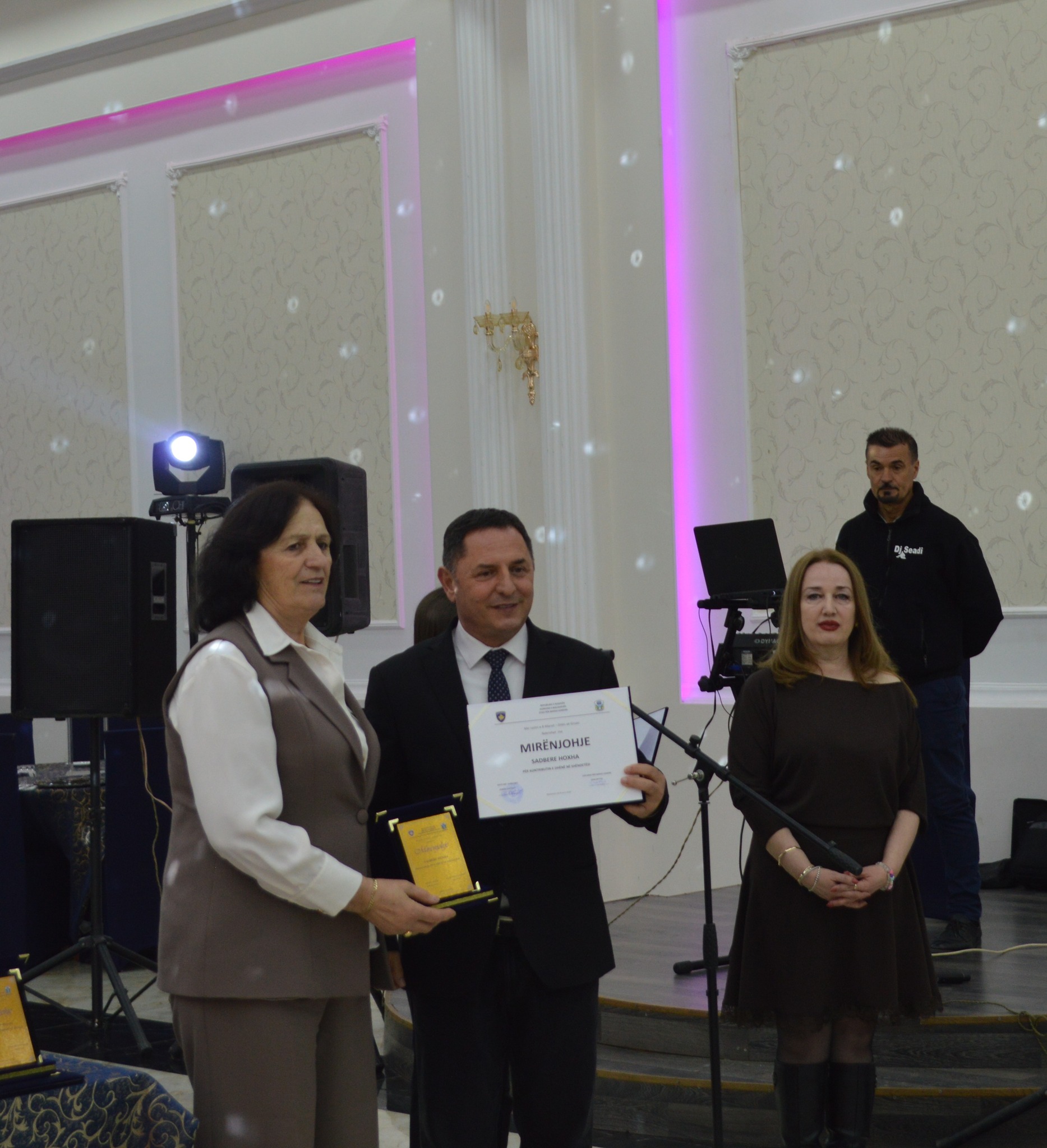 Gratë malishevase nderohen me mirënjohje për kontributin e tyre në shoqëri