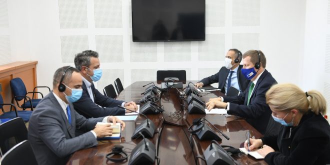 Tomáš Szunyog kërkon nga LDK zbatimin e reformave dhe bashkëpunim me partnerët e koalicionit dhe opozitën