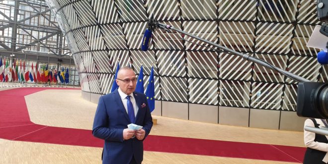 Gordan Radman: Bashkimi Evropian t'i përmbush premtimet me liberalizimin e vizave për Kosovën