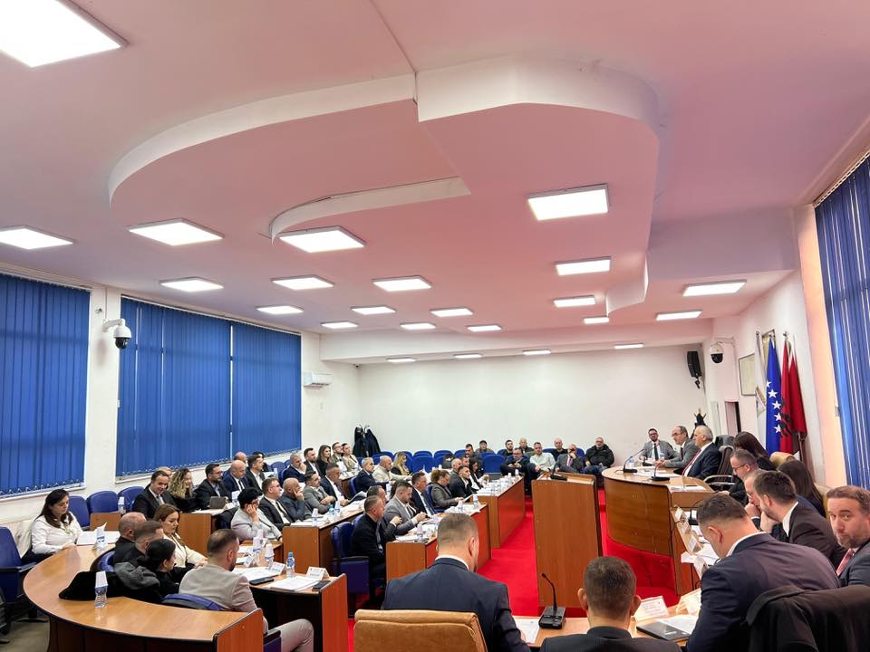 Kuvendi i Komunës së Ferizajt mban mbledhjen e tretë të rregullt