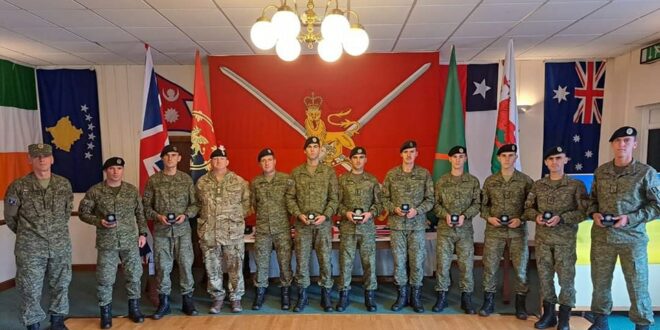 Në mesin e 107 ekipeve të ushtrive ndërkombëtare, FSK fitoi medaljen e argjendtë për performancë në garën ushtarake Cambrian Patrol 22