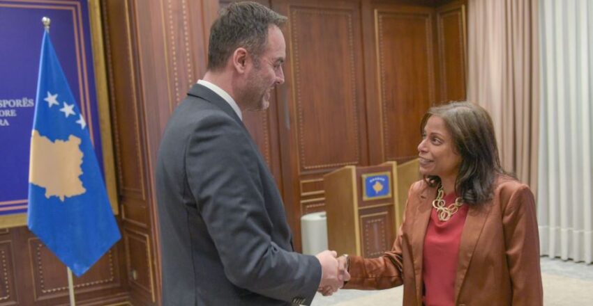 Zëvendëskryeministri Glauk Konjufca  priti në takim të Ngarkuarën me Punë të Ambasadës së ShBA ve në Kosovë  Annu Prattipati