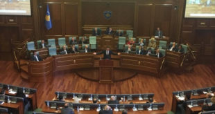 Gashi: PDK si çdoherë po zgjedh rrugën e fshehtë