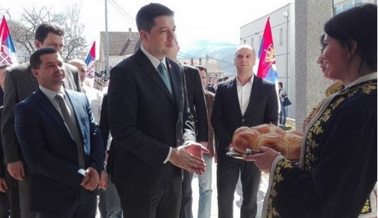 Gjuriq në veri të Kosovës bën fushatë për Vuçiqin
