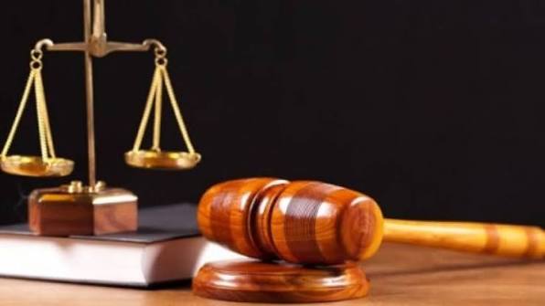 Rikthimi i gjyqtarëve serbë riaktivizon debatin mbi integrimin në drejtësinë e Kosovës