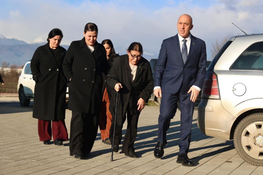 Ramush Haradinaj  Ju bëjë thirrje të gjithë qytetarëve ta shfrytëzojnë të drejtën e votës