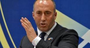 Haradinaj mbetet i vendosur që taksa të mos hiqet, pavarësisht propozimeve të ndryshme qoftë edhe për prishje të koalicionit