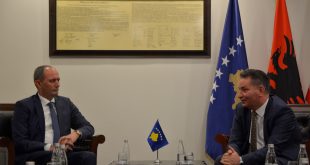 Ministri, Pal Lekaj e kryetari i Ferizajt, Agim Aliu, biseduan për projektet e qytetit
