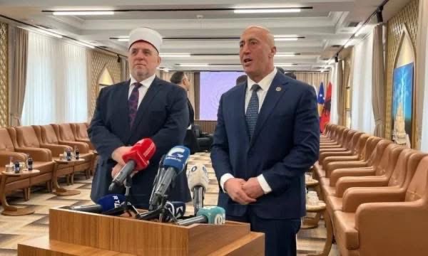 Ramush Haradinaj ka uruar qytetarët me rastin e Fitër Bajrami  duke bërë thirrje për më shumë unitet