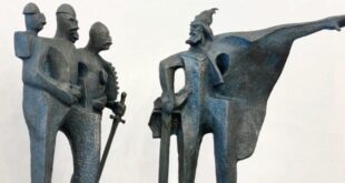 Monumenti i Gjergj Kastriotit – Skënderbeu në Ulqin nuk ka asgjë të përbashkët me trimërinë, diplomacinë, vizionin e Skënderbeut