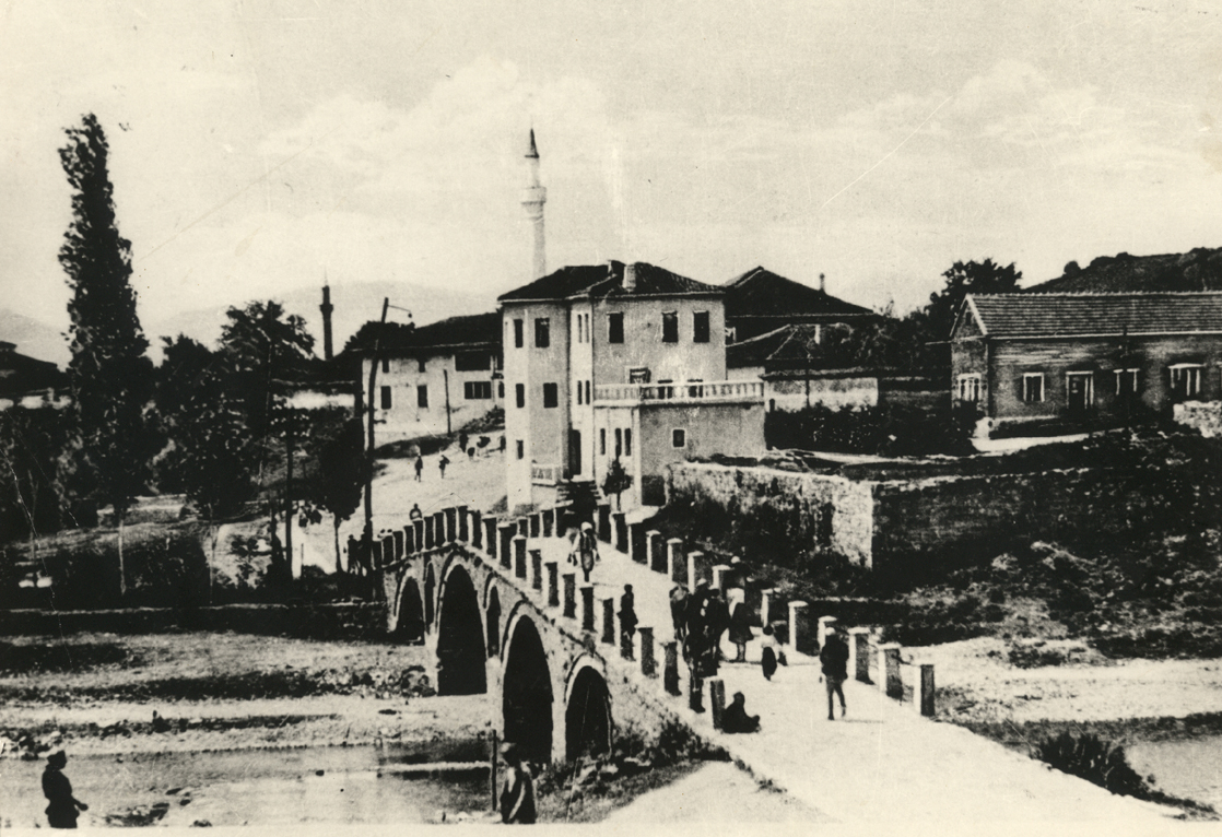 Isuf B Bajrami  3 shtator 1878   Gjakova si përgjigje ndaj një Evrope që vendoste mbi shqiptarët pa shqiptarët