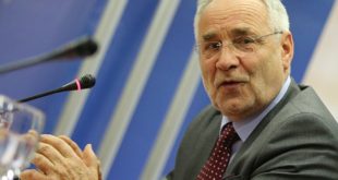 Ivo Vajgl: Tensionet, keqkuptimet dhe rindezja e debateve të vjetra ndëretnike është e rrezikshme për të gjitha vendet e Ballkanit