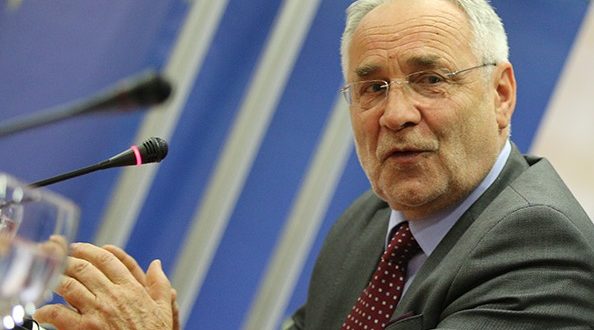 Ivo Vajgl: Tensionet, keqkuptimet dhe rindezja e debateve të vjetra ndëretnike është e rrezikshme për të gjitha vendet e Ballkanit