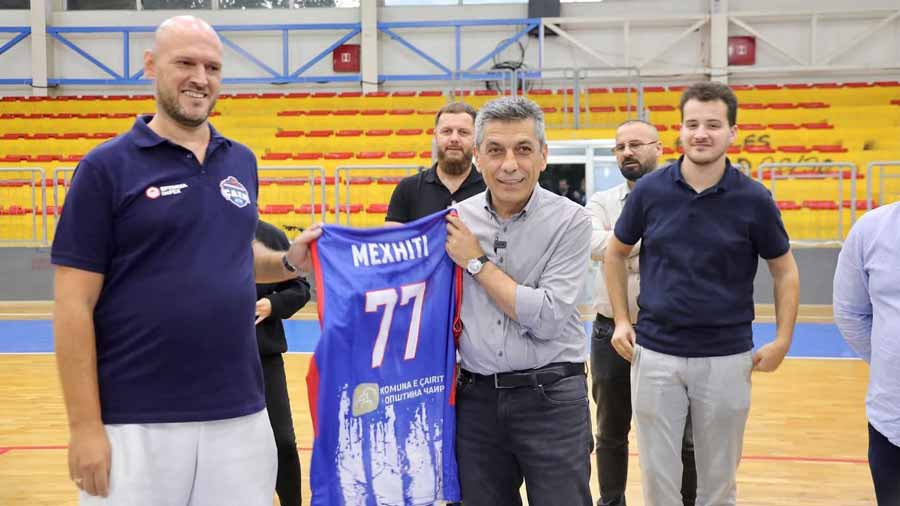 BDI  IZET MEXHITI PO E SHKATËRRON SPORTIN NË ÇAIR  DJE FC SHKUPI  SOT KB ÇAIR