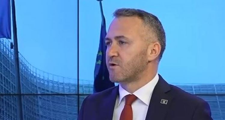Jeton Zulfaj  Ka ardhur koha që Kosova të marrë statusin e vendit kandidat në BE