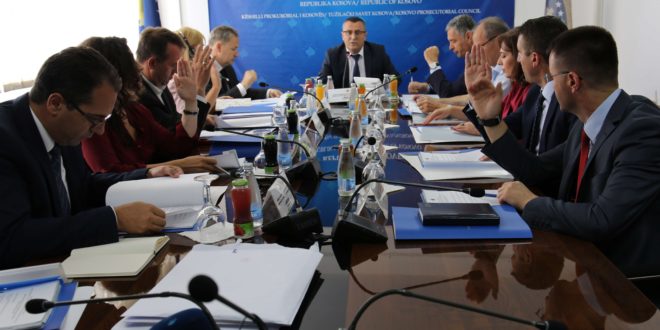 U vazhdohet mandati edhe për dy vite 17 prokurorëve të EULEX-it në Kosovë