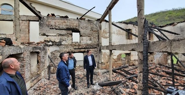 Kadri Veseli kërkoi për ruajtjen e pyjeve dhe rindërtimin e xhamisë së djegur në Vërbvoc