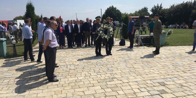 Limaj: Në kompleksin e Dëshmorëve të Kombit në Kleçkë prehen djemtë të cilët u bënë themel i lirisë së Kosovës