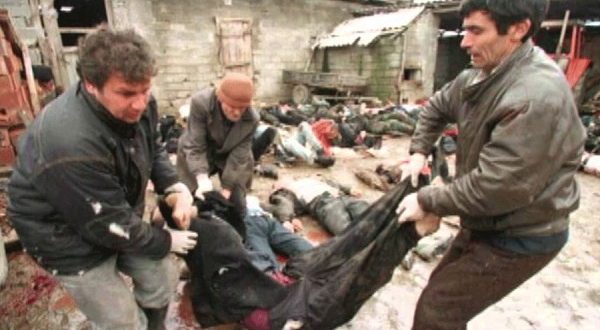 22 vjet nga masakrimi i 77 civlëve shqiptarë nga policia dhe ushtria serbe në Korishë