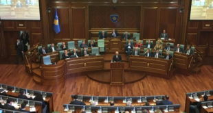 Kryeministri, Isa Mustafa, ka folur para deputetëve për të arriturat e Qeverisë dhe kundër mocionit