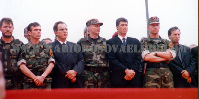 Hashim Thaçi thotë se nuk mund të humb kohë me deklaratat e “ish-ushtarëve”